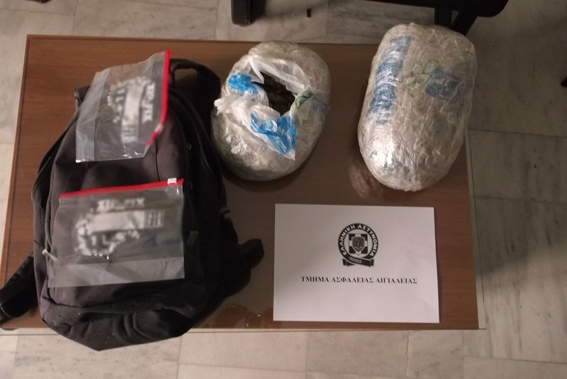 Συνελήφθη έμπορος ναρκωτικών στο Αίγιο- Κατασχέθηκε ενάμιση κιλό κάνναβης
