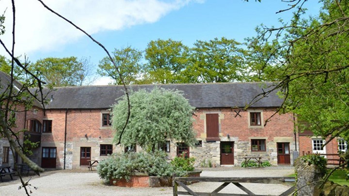 Γαμπρός ζήτησε από τους καλεσμένους να...πληρώσουν για να πάνε στον γάμο του