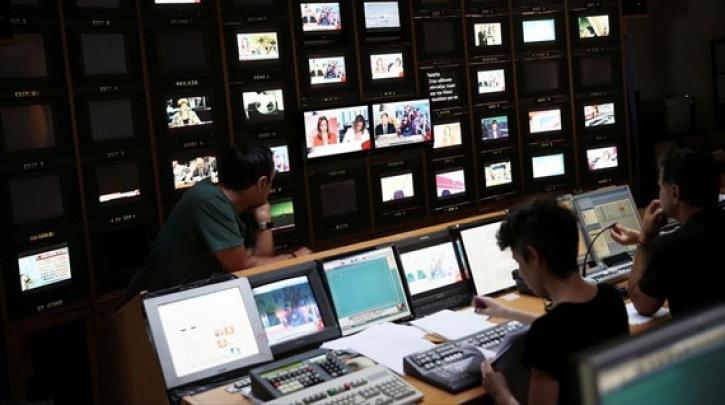 Έως τα τέλη Οκτώβρη η προκήρυξη για τις τηλεοπτικές άδειες