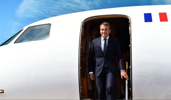 Guardian: Η πιο σημαντική ομιλία Μακρόν από την Πνύκα της Αθήνας