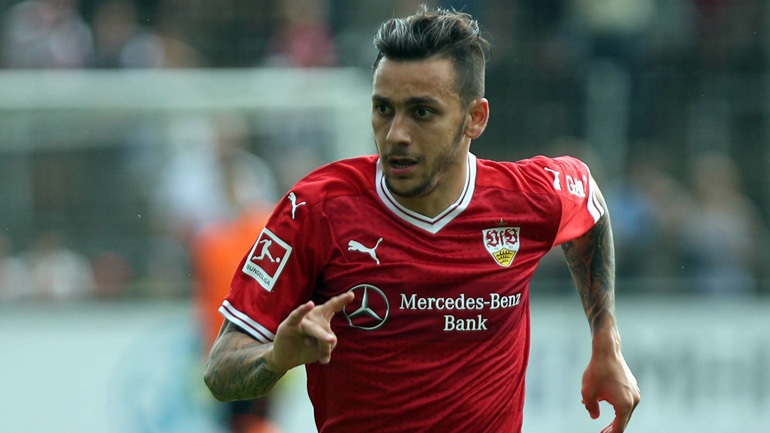 Σκόραρε με τη φανέλα της Στουτγκάρδης ο Δώνης