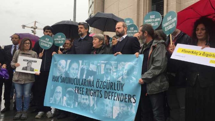 Προφυλακίζεται ο επικεφαλής της Διεθνούς Αμνηστίας στην Τουρκία