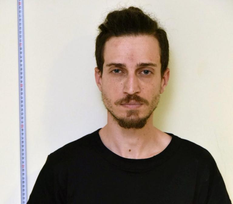 Αυτός είναι ο 29χρονος που συνελήφθη για τρομοκρατία και την επίθεση στο Λουκά Παπαδήμο - Πλαστές ταυτότητες με στοιχεία πολιτών - ΔΕΙΤΕ ΦΩΤΟΓΡΑΦΙΕΣ