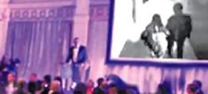 Εκδίκηση: Γαμπρός έπαιξε βίντεο με τις απιστίες της συζύγου του στον γάμο τους - ΒΙΝΤΕΟ