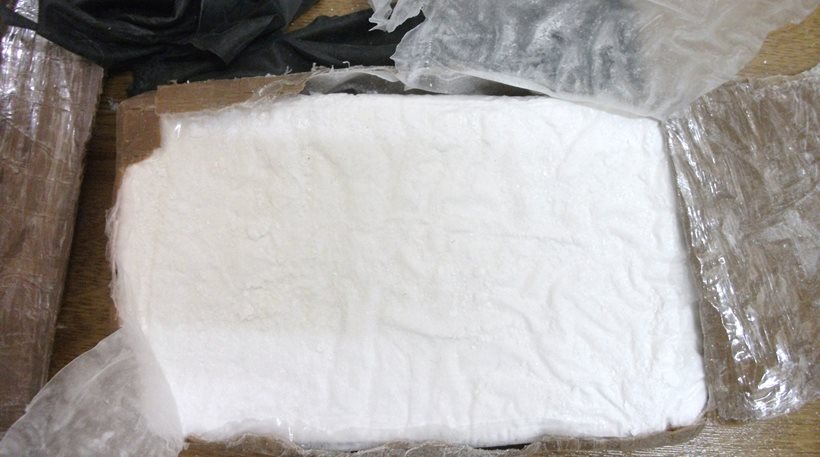 "Μπλόκο" σε 16 κιλά ηρωίνη από τη Δίωξη Ναρκωτικών Ασφάλειας Πατρών - Μεγάλη η επιχείρηση της ΕΛ.ΑΣ.- Ήταν κρυμμένα σε ... τηλεόραση!