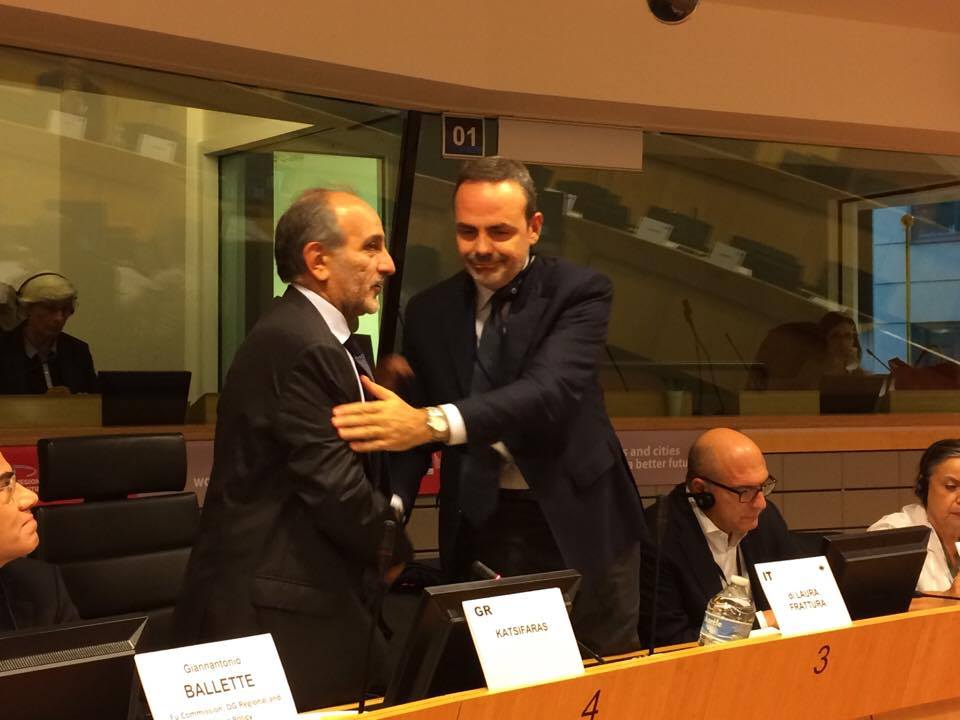 Ο Απόστολος Κατσιφάρας παρέδωσε την προεδρία της Διαπεριφερειακής Ομάδας «Αδριατική-Ιόνιο» της ΕτΠ - ΒΙΝΤΕΟ