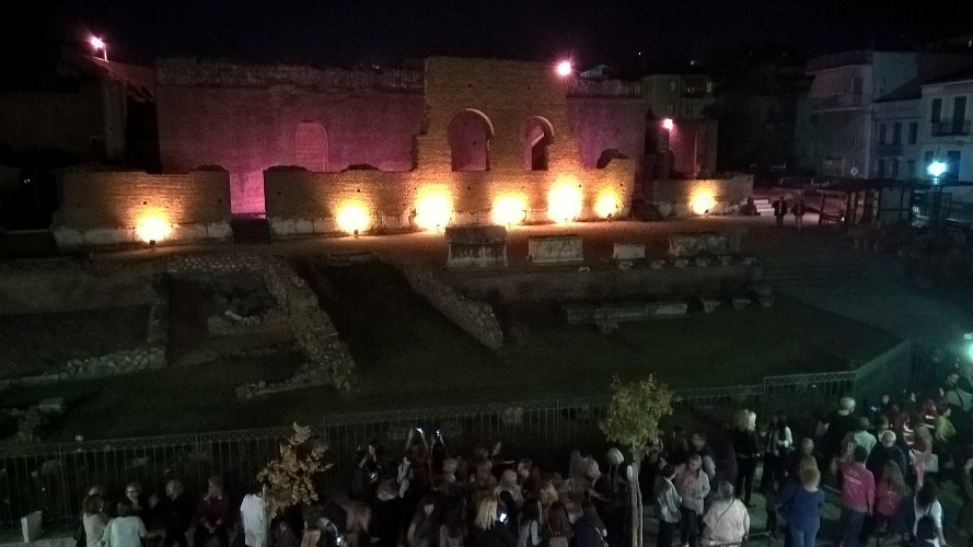 Πάτρα: Στα ... ροζ το Αρχαίο Ωδείο - Μήνυμα ζωής και ελπίδας στέλνει απόψε το σημαντικότερο αρχαίο μνημείο της πόλης! Εκεί και η Χριστίνα Λαμπίρη - Είδαμε όμορφα και χαμογελαστά πρόσωπα - ΦΩΤΟΓΡΑΦΙΕΣ - ΒΙΝΤΕΟ