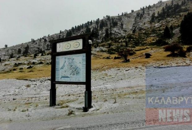 Tα πρώτα χιόνια- Στα λευκά ο Χελμός