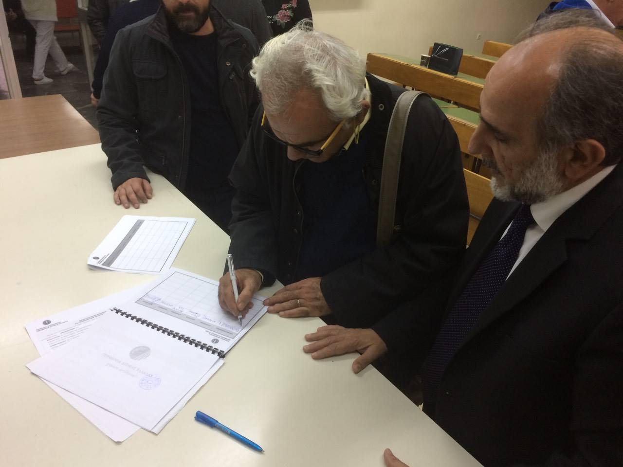 Οι εργαζόμενοι του νοσοκομείου «Αγ. Ανδρέας» υπέρ της προστασίας της οικογενειακής στέγης