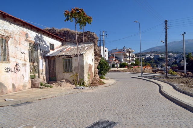 Αλλάζει όψη το τοπίο στη Μικρή Περιμετρική Πατρών - Με πεζοδρόμια, πράσινο και γήπεδο - Προχωρά και η ανακατασκευή του τούνελ - ΔΕΙΤΕ ΦΩΤΟΓΡΑΦΙΕΣ και ΒΙΝΤΕΟ