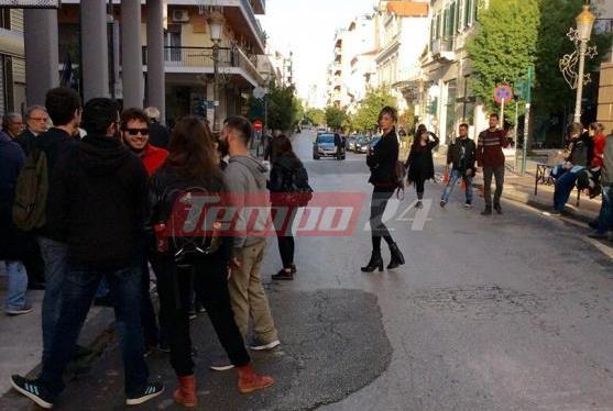 Πάτρα: Πορεία φοιτητών και αντιεξουσιαστών προς τα δικαστήρια για τους πλειστηριασμούς- Ισχυρή αστυνομική δύναμη στη Γούναρη- ΦΩΤΟ