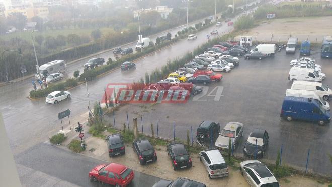 ΤΩΡΑ - Σφοδρή καταιγίδα πλήττει την Πάτρα - ΔΕΙΤΕ ΒΙΝΤΕΟ