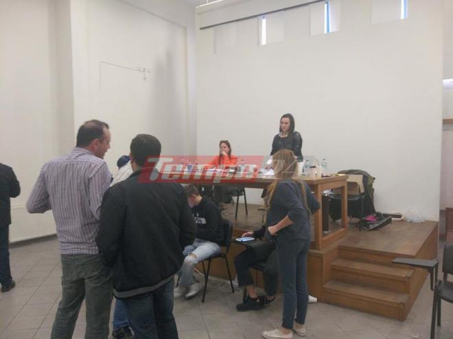 Χαμόγελα για την Κεντροαριστερά στην Αχαϊα: Πάνω από 6000 οι ψηφοφόροι-Σημαντικό προβάδισμα της Φώφης Γενηματά-Δεύτερος ο Νίκος Ανδρουλάκης- ΟΛΑ ΤΑ ΑΠΟΤΕΛΕΣΜΑΤΑ- ΦΩΤΟ