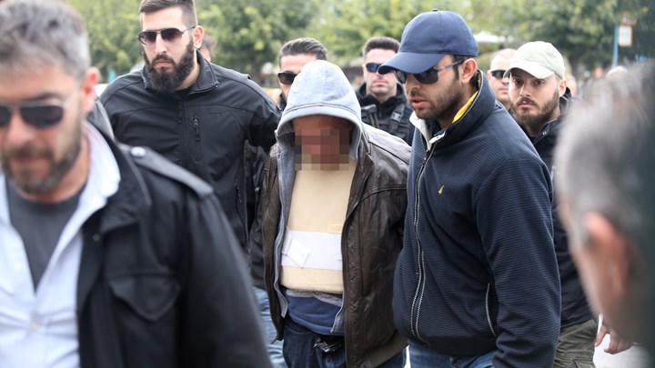 Γιατί δε βρέθηκε ποτέ η τσάντα της Δώρας - Που πέταξε το μαχαίρι ο δολοφόνος της