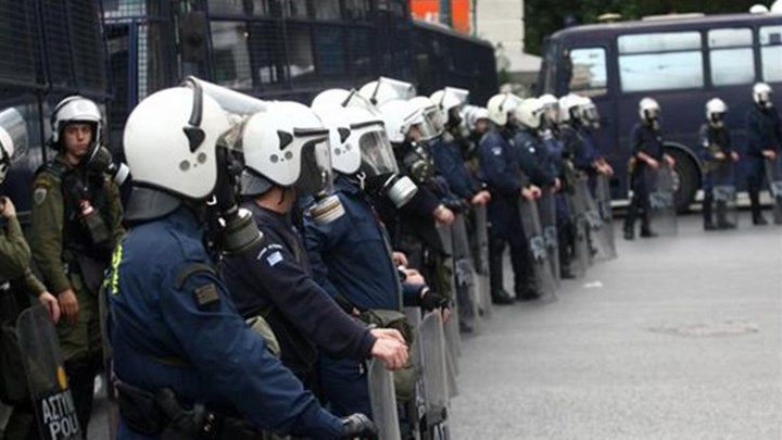 Σε "κόκκινο συναγερμό" η ΕΛ.ΑΣ. ενόψει της πορείας του Πολυτεχνείου