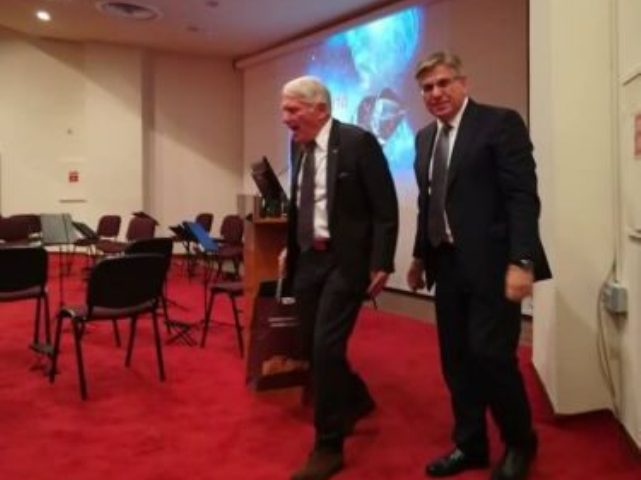 Στην Πάτρα χθες ο Δημήτρης Νανόπουλος - Ομιλητής στην επετειακή εκδήλωση για τα 40 χρόνια του Τμήματος Ιατρικής