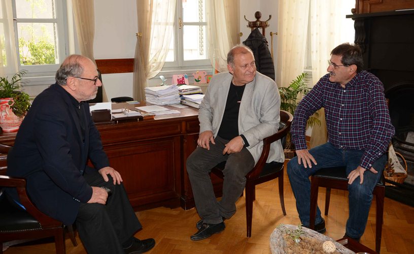 Δήμαρχοι Πατρέων και Ναυπάκτου προγραμματίζουν κινητοποιήσεις για τα διόδια