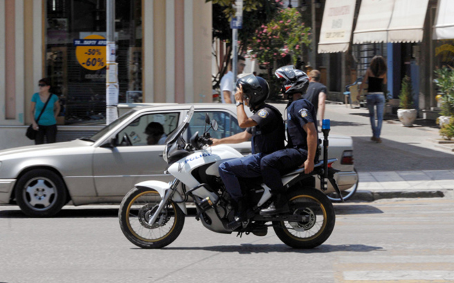 Αιτωλοακαρνανία: Έκλεψαν χρήματα από 80χρονο μέσα σε ασανσέρ