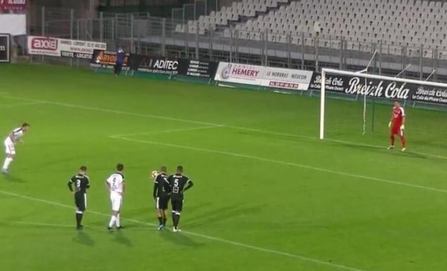 ΒΙΝΤΕΟ: Το πέναλτι της 10ετίας!!!