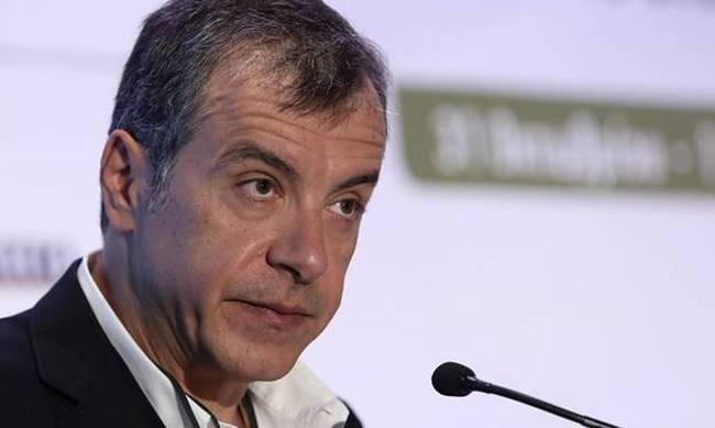 Στ. Θεοδωράκης: Πρέπει να έχουμε ανανέωση ουσίας κι όχι ανανέωση βιτρίνας