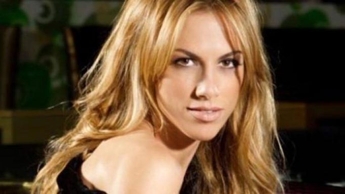 Ντορέττα Παπαδημητρίου: «Μου έσωσε τη ζωή ο μπαμπάς μου, θα είχα πνιγεί» ΒΙΝΤΕΟ