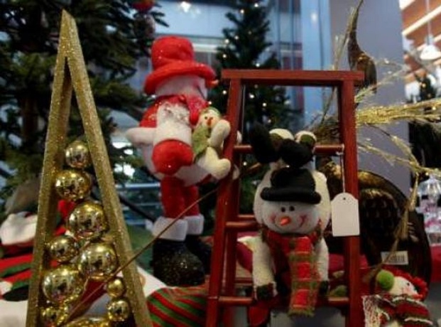 Πάτρα: Πως θα λειτουργήσουν το τελευταίο Σαββατοκύριακο του Χρόνου τα καταστήματα - Η "αντίδραση" των καταναλωτών