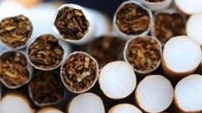 Πάτρα: Χειροπέδες σε δυο για ποσότητες λαθραίων τσιγάρων και καπνού