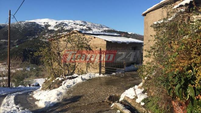 ΝΕΟΤΕΡΟ: Πέθανε μόνη και αβοήθητη στο χιόνι η ηλικιωμένη γυναίκα στις Δάφνες του Αιγίου- "Ήταν ατύχημα" λέει στο tempo24 η ιατροδικαστής- Την βρήκαν κατά.. λάθος ΒΙΝΤΕΟ