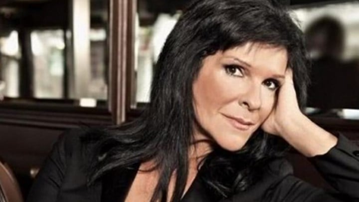 Η Βόσσου αποκαλύπτει την ιστορία που κρύβεται πίσω από το τραγούδι «Φιλαράκι»