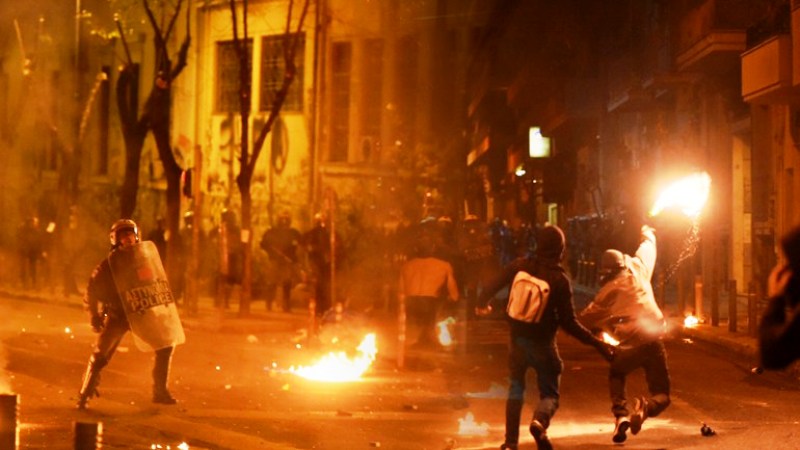 Έντεκα συλλήψεις για τα επεισόδια στο κέντρο της Αθήνας