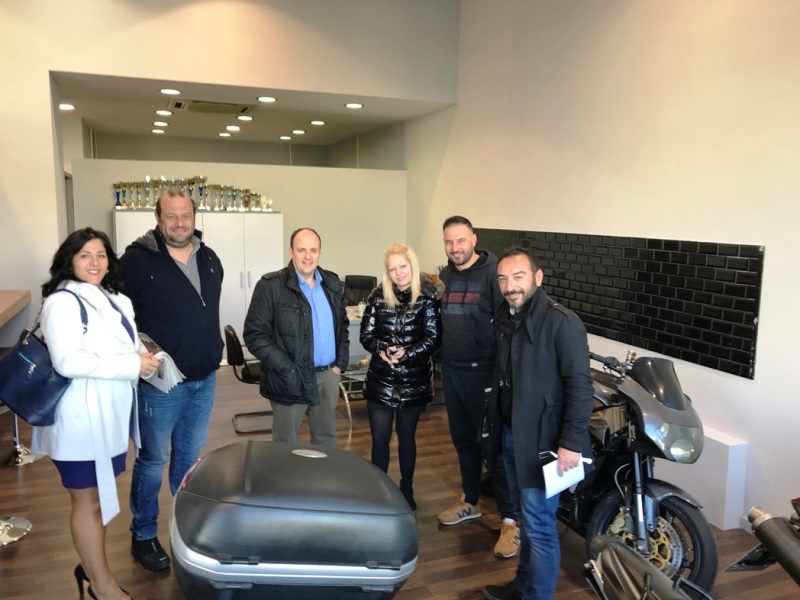 Περιοδεία Μαρλαφέκα και υποψηφίων συμβούλων σε επιχειρήσεις των οδών Κανακάρη και Πανεπιστημίου