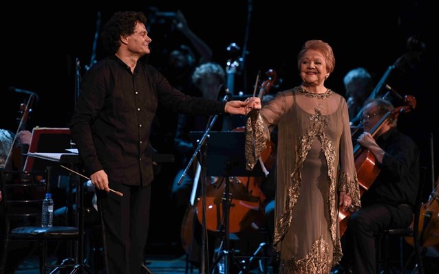 Μεγαλειώδης η συναυλία προς τιμήν του Μίκη Θεοδωράκη