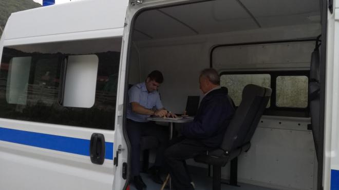 Μέτρα ανακούφισης για τους νησιώτες εξήγγειλε ο… δημότης Καλύμνου Τσίπρας