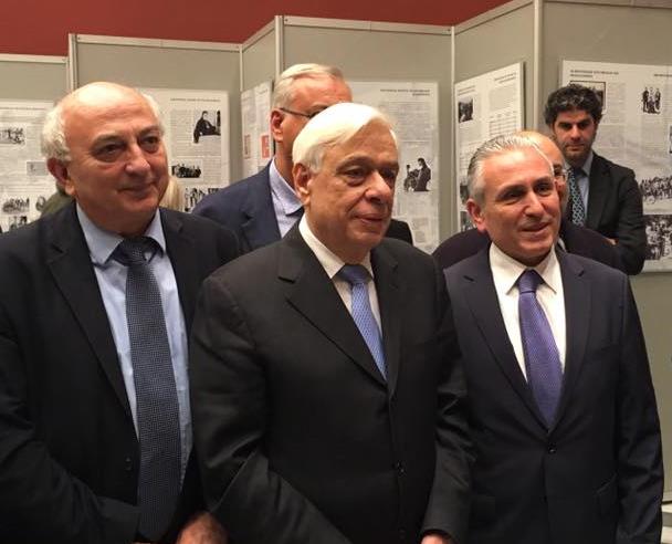 Λαζουράς και Παυλόπουλος στην έκθεση: «Δεν λησμονώ… μια εικόνα, χίλιες λέξεις»