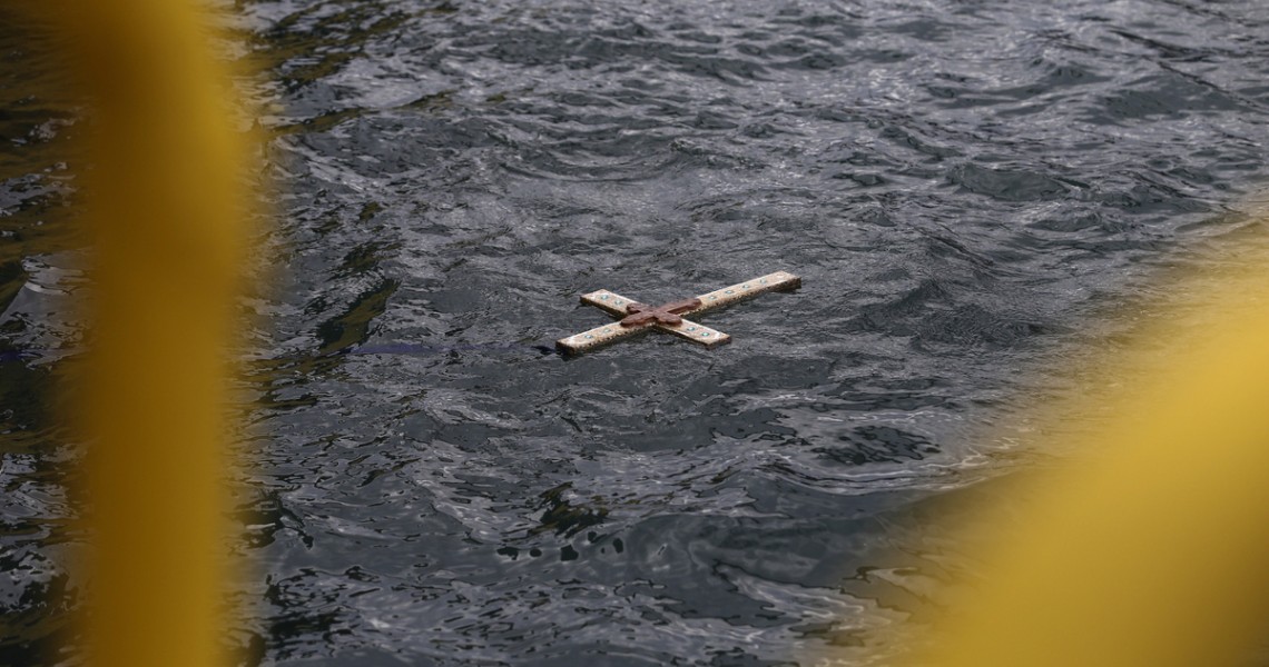 Με βεβαίωση γιατρού η βουτιά για τα Θεοφάνεια - Οι ανήλικοι θα συμμετάσχουν κατόπιν σύμφωνης γνώμης των γονέων