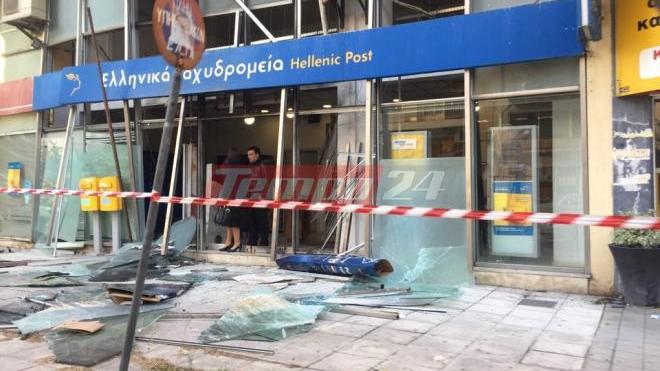 Πάτρα: Οι Πυρήνες FAI-IRF ανέλαβαν την ευθύνη για τα γκαζάκια στα ΕΛΤΑ-"Καλωσορίσαμε τον Τσίπρα και 20 Υπουργούς"