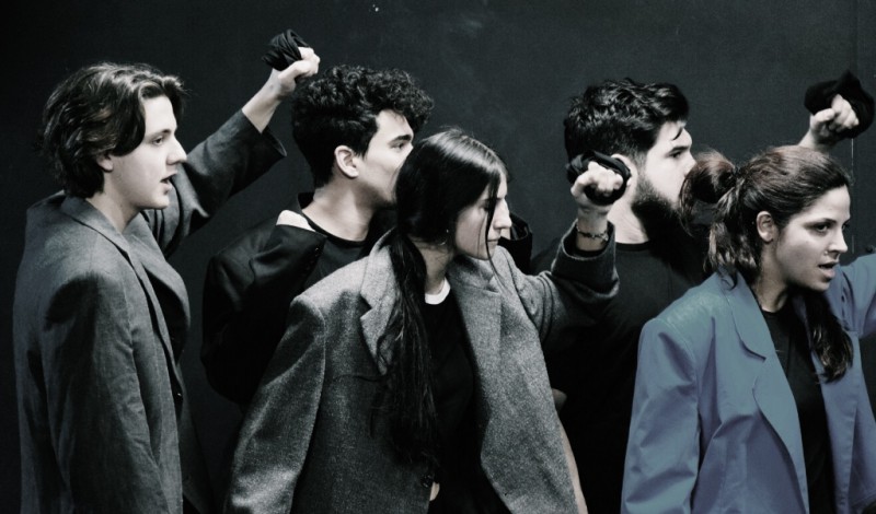 Πάτρα: Η παράσταση «Μην κοιτάς το φεγγάρι» στο act