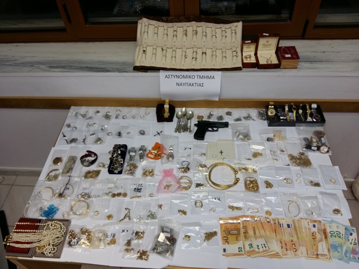 Ναύπακτος: Προφυλακιστέοι ανδρόγυνο και ενεχυροδανειστές για κλοπές - Δόλωμα ανήλικοι