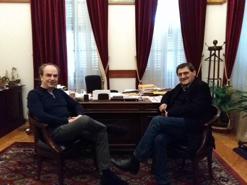 Συνάντηση Ν. Οικονομόπουλου με τον Δήμαρχο Πατρέων για το κυκλοφοριακό