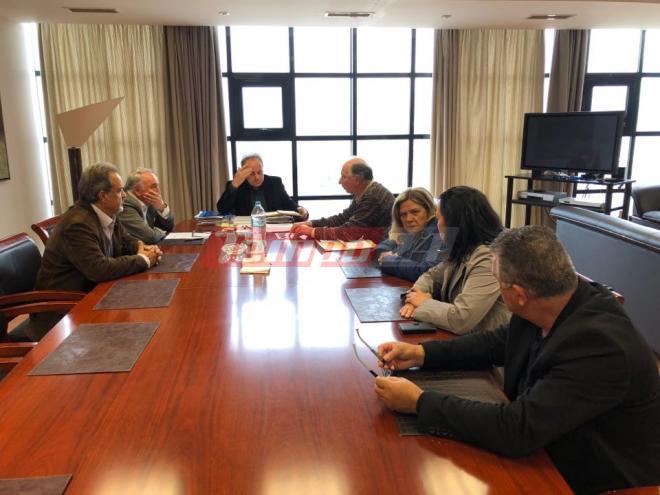 Στην Αποκεντρωμένη Διοίκηση οι κάτοικοι της Αιγείρας για τον ΧΥΤΑ - "Λύση πριν το Πάσχα για τα σκουπίδια" - ΦΩΤΟΓΡΑΦΙΕΣ