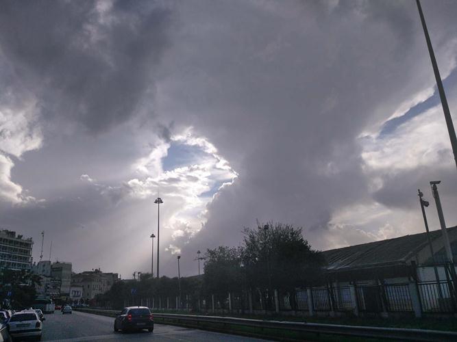 Πάτρα: ΕΚΤΑΚΤΟ - Σε επιφυλακή ο δήμος - Έρχονται ισχυρές βροχές και καταιγίδες - Δείτε αναλυτικά