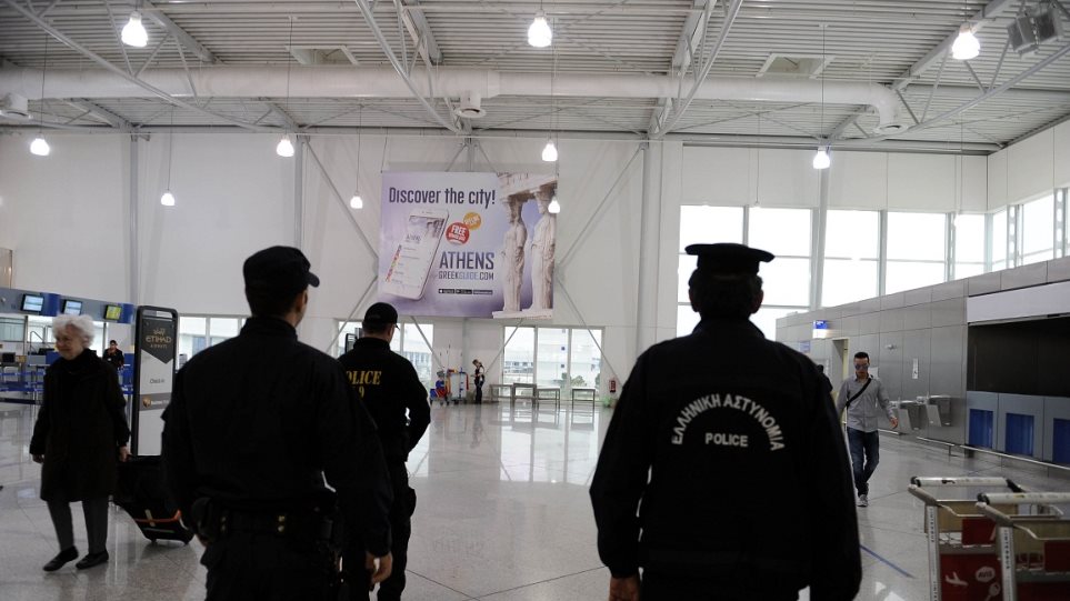 Καναδός τουρίστας δάγκωσε αστυνομικό στο «Ελ. Βενιζέλος» επειδή του ζήτησε να τον ελέγξει!