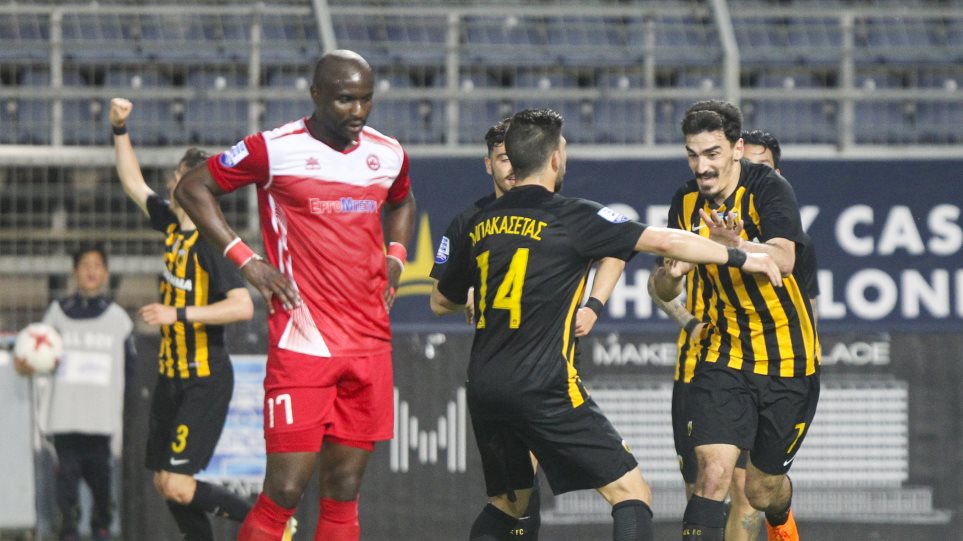 Πλατανιάς-ΑΕΚ 0-1: Το... αγκάλιασε με Λάζαρο, το σηκώνει με Λεβαδειακό!