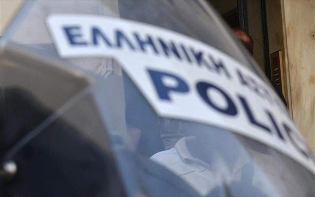 Ελεύθερος ο 36χρονος που απείλησε πράκτορα του ΟΠΑΠ στο Αγρίνιο – Ψεύτικο το όπλο