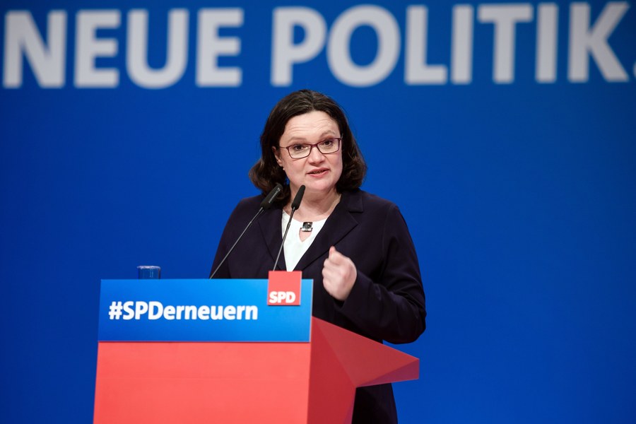 Γερμανία: Τέλος εποχής για τον Σούλτς – Νέα πρόεδρος των Σοσιαλδημοκρατών η Αντρέα Νάλες (φωτος)