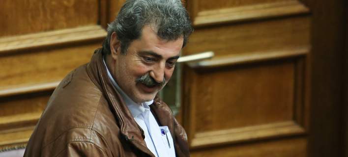 Πάτρα: "Πόλεμος" Πολάκη και συνδικαλιστών για τη διοικήτρια Νοσημάτων Θώρακος - "Οι χολερικοί ξαναχτύπησαν!", έγραψε ο υπουργός - "Ψεύδεται", απάντησε ο "Ιπποκράτης"