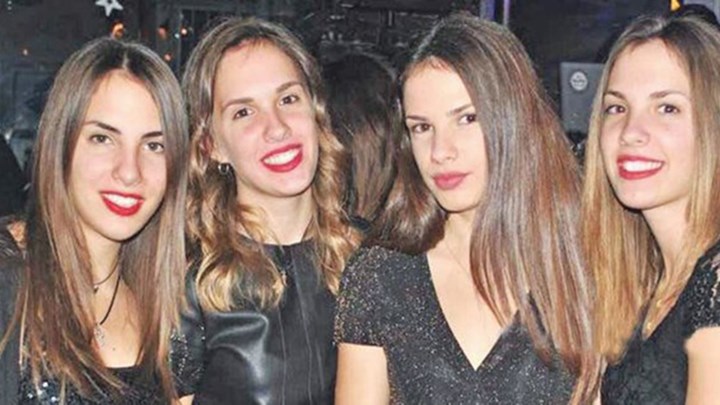 Το αληθινό story που έγινε...διαφήμιση - Οι τετράδυμες από την Ηλεία που σάρωσαν στις Πανελλαδικές του 2017 έγιναν τηλεοπτικό σποτ