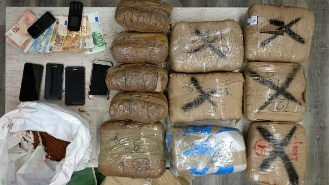 Πάτρα: Έφεραν από την Αθήνα 9 κιλά κάνναβης - Τα έκρυψαν σε χώρο του Νοσοκομείου Ρίου - Τέσσερις συλλήψεις - ΦΩΤΟ