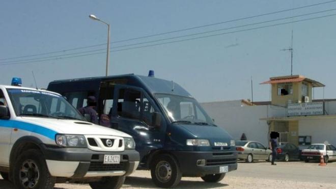 Βαποράκι κρατούμενος από τον Κορυδαλλό στην Πάτρα - Νέο περιστατικό κατά την διαδικασία μεταγωγής στην Αχαΐα - Κρυψώνα "γρίφος"