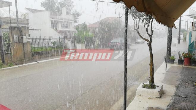 Σφοδρή βροχόπτωση στη δυτική Αχαΐα - Βγήκε η θάλασσα στη ... στεριά στα Νιφορέικα - Πλημμύρισαν τα Λουσικά! ΦΩΤΟ και ΒΙΝΤΕΟ